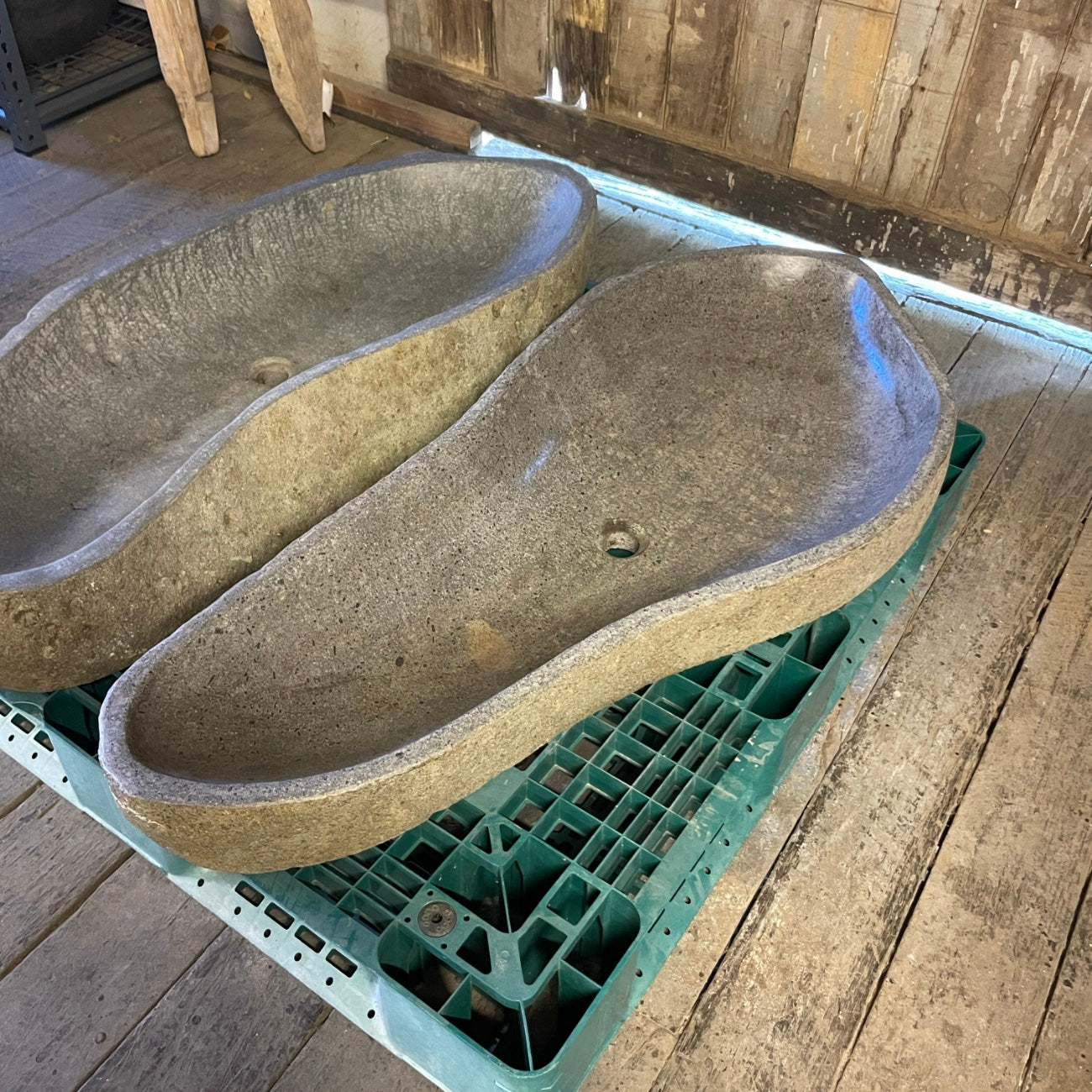 River stone basin – 119 x 51 x 15cm – Paradise Living Co.