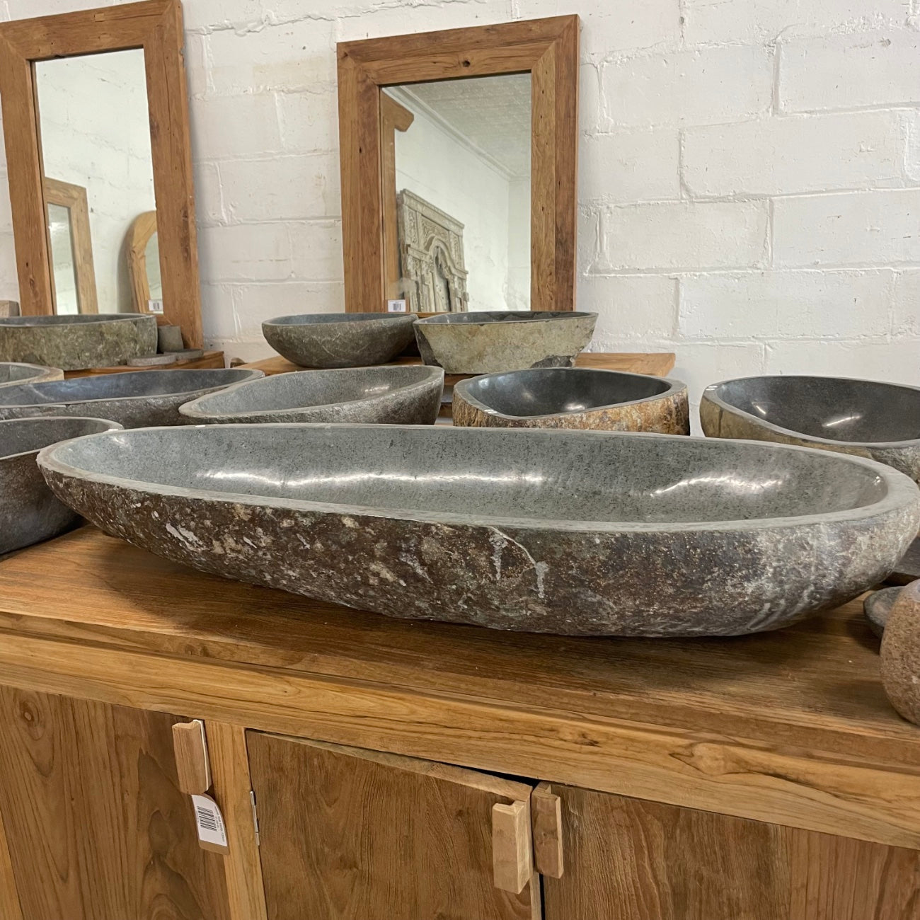 River stone basin – 106 x 48 x 15cm – Paradise Living Co.