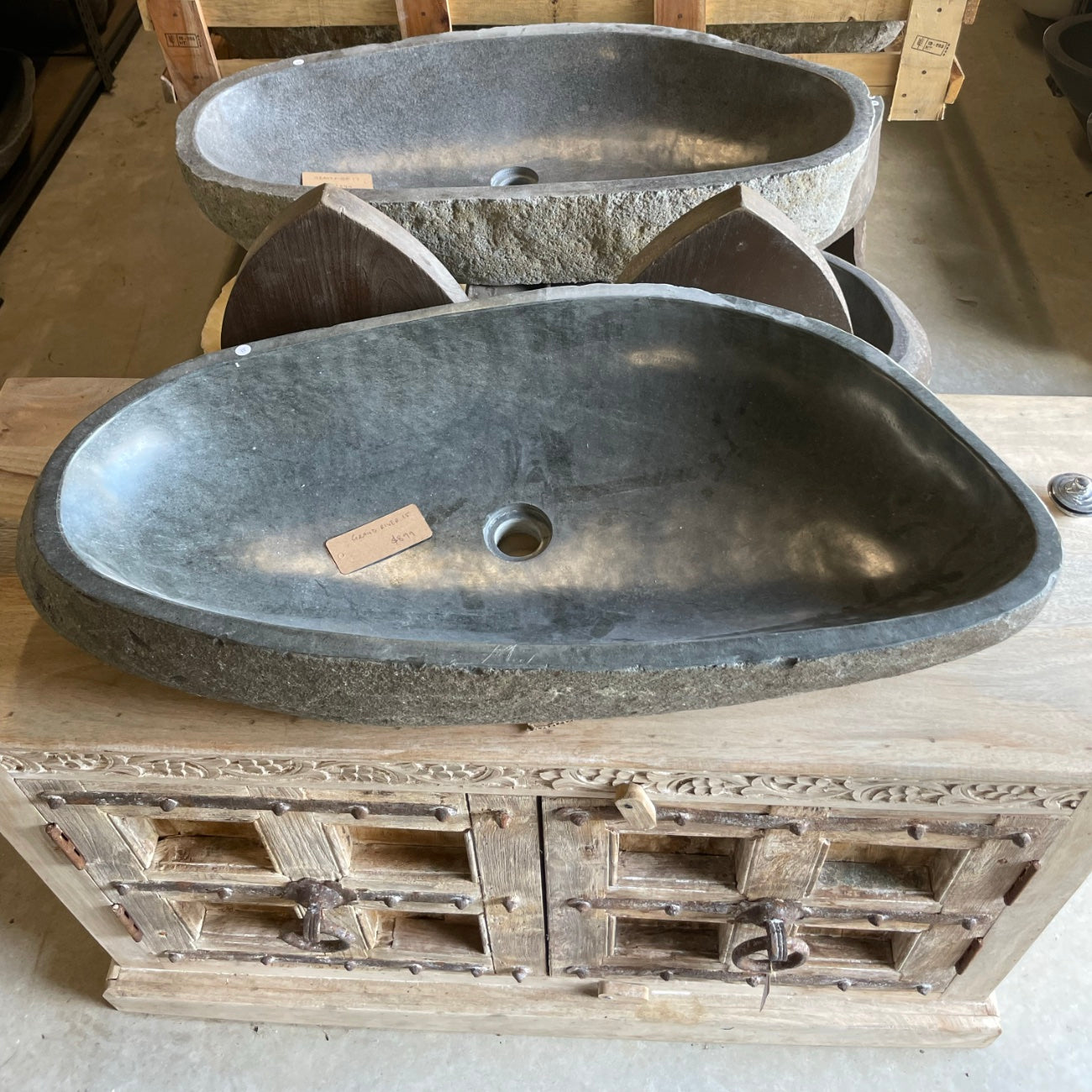 River stone basin – 87 x 43 x 15.5cm – Paradise Living Co.
