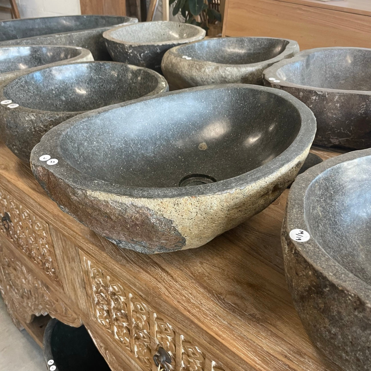 River stone basin – 47.5 x 32.5 x 15cm – Paradise Living Co.