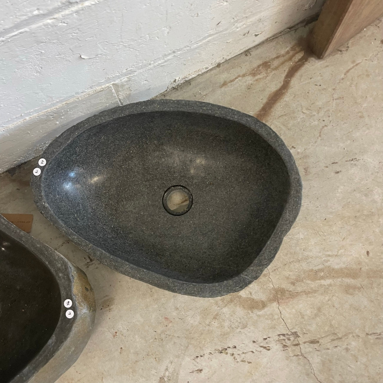 River stone basin – Paradise Living Co.