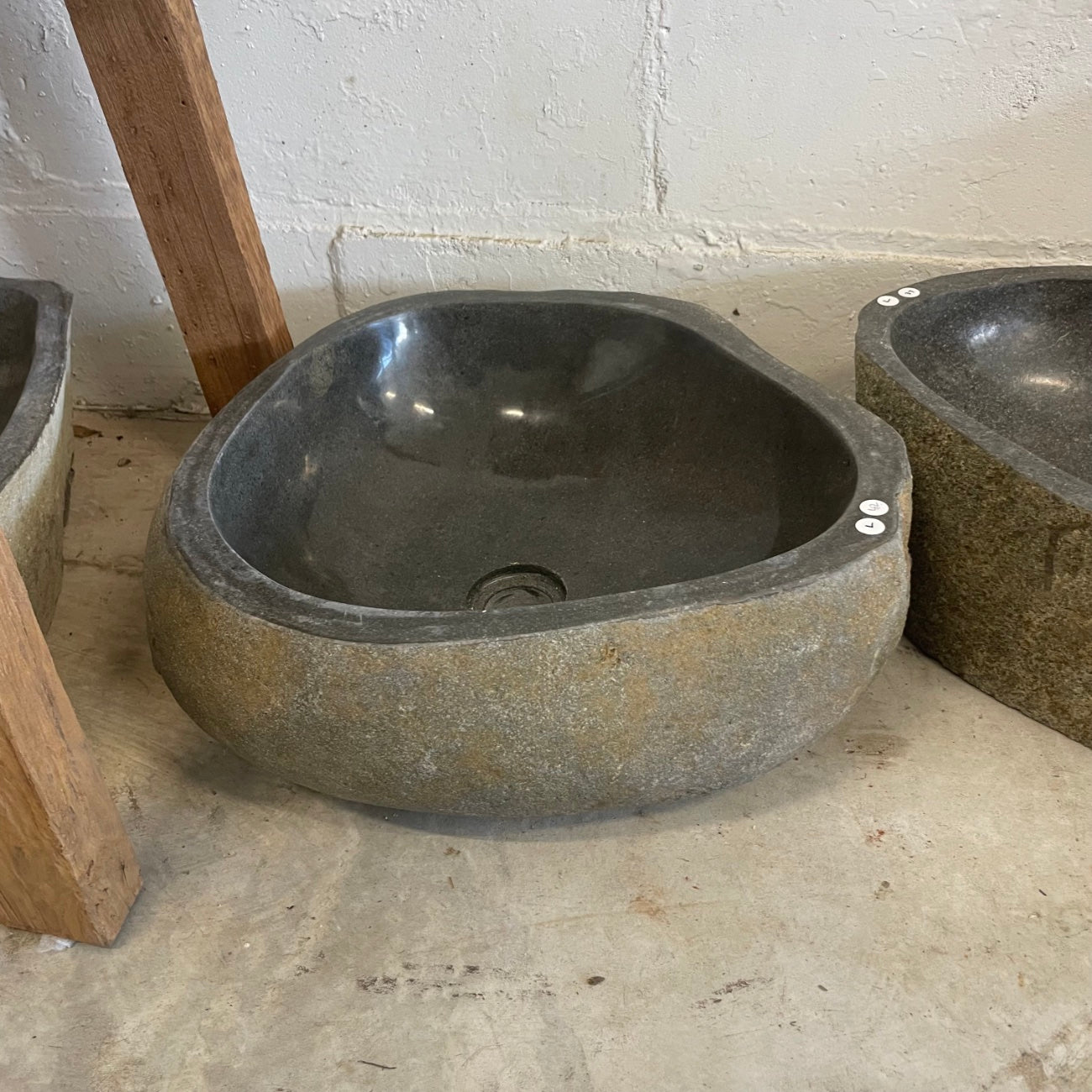 River stone basin – 44 x 43 x 17cm – Paradise Living Co.