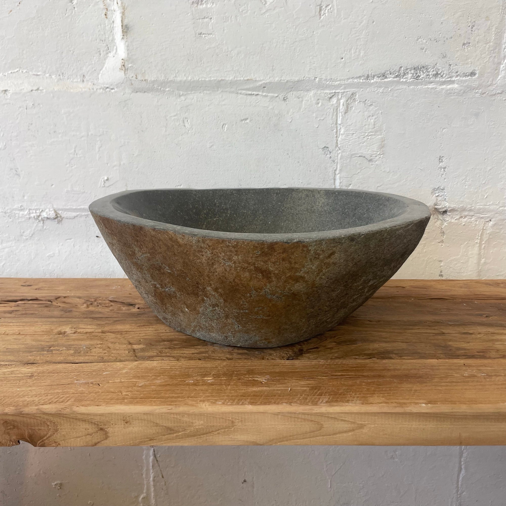 River stone basin – 45 x 38 x 16cm – Paradise Living Co.