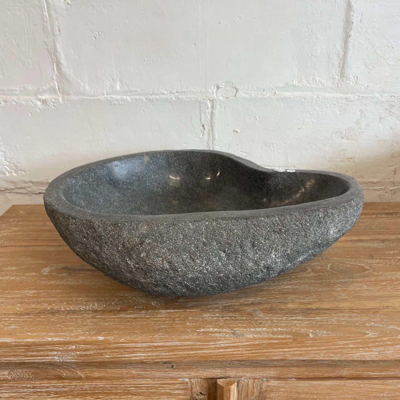 River stone basin – 47 x 37 x 15cm – Paradise Living Co.