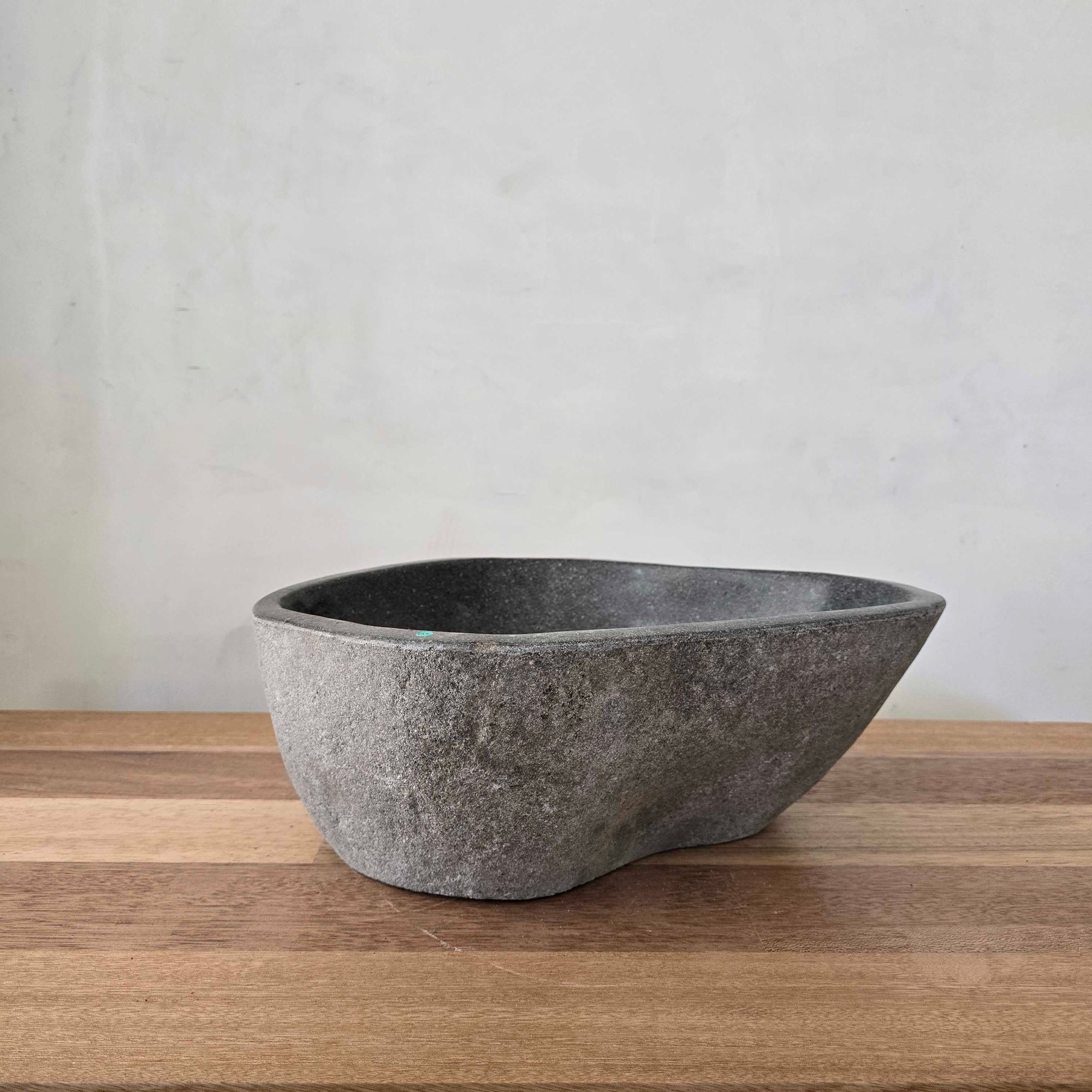 River stone basin – 41 x 35cm – Paradise Living Co.