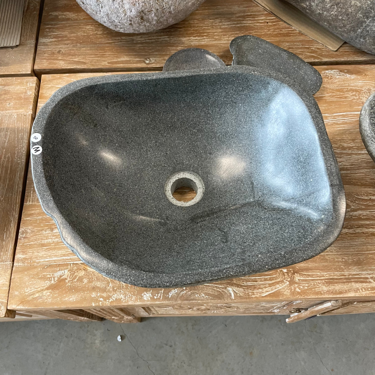 River stone basin – 42 x 32 x 15.5cm – Paradise Living Co.