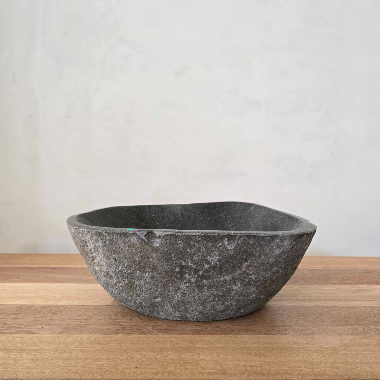 River stone basin – 39 x 33.5cm – Paradise Living Co.