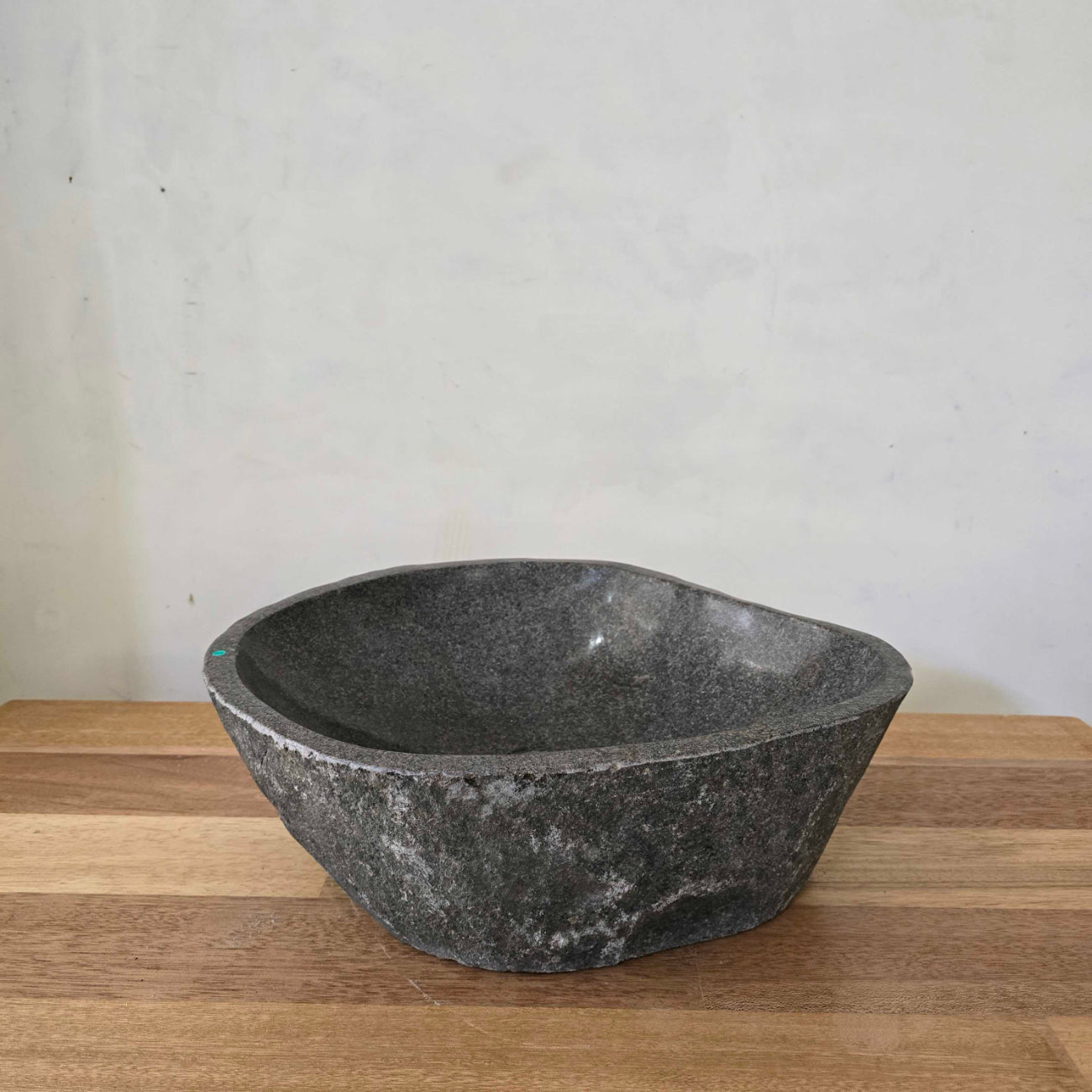 River stone basin – 47 x 38cm – Paradise Living Co.