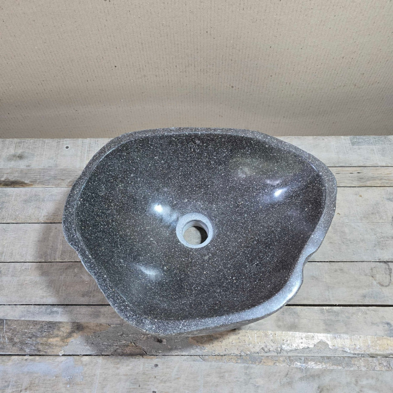 River stone basin – 39 x 31cm – Paradise Living Co.