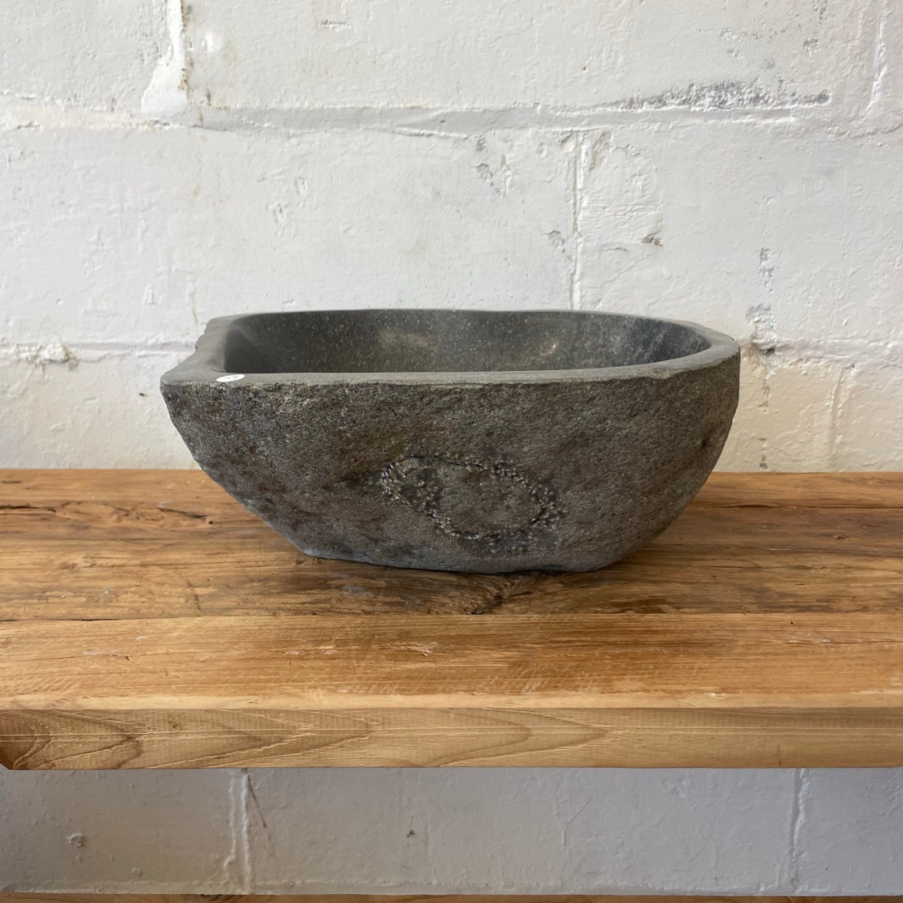 River stone basin – 36 x 36 x 15cm – Paradise Living Co.