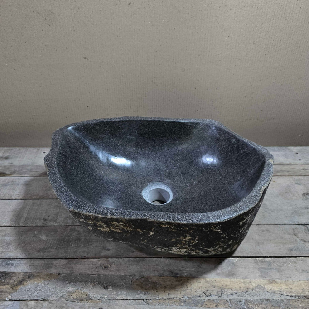 River stone basin – 40 x 29cm – Paradise Living Co.