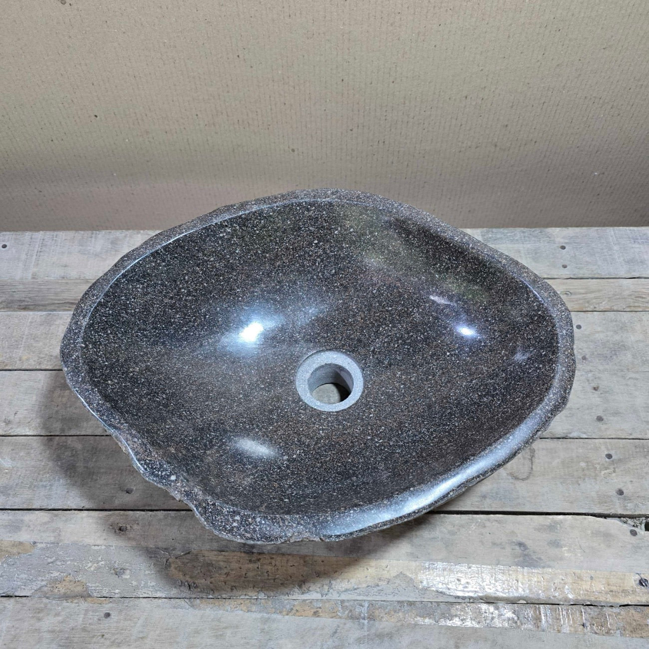 River stone basin – 41 x 32cm – Paradise Living Co.