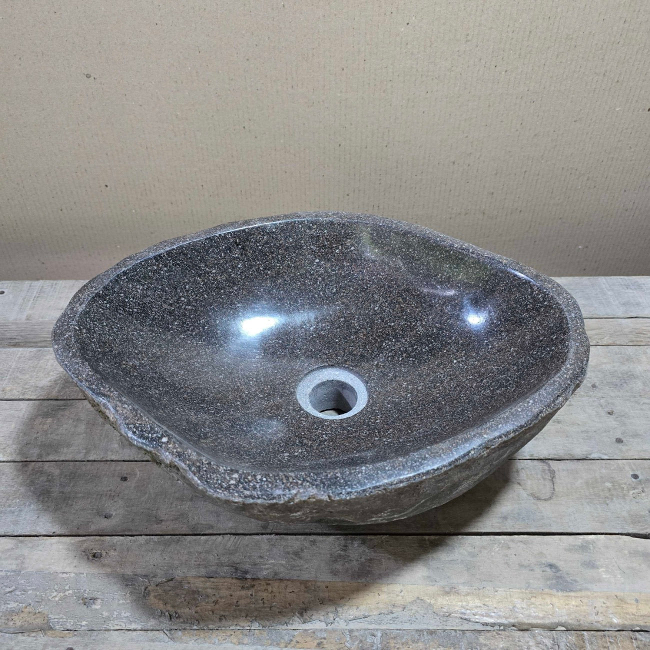 River stone basin – 41 x 32cm – Paradise Living Co.