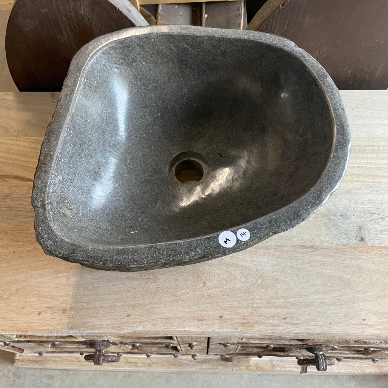 River stone basin – 38.5 x 37.5 x 15.5cm – Paradise Living Co.