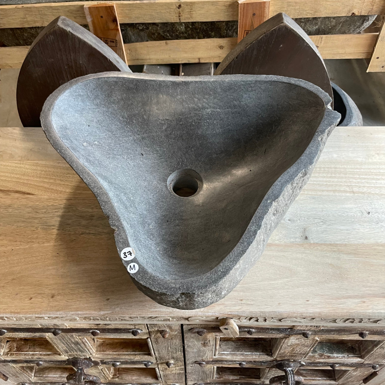 River stone basin – 51 x 43 x 15.5cm – Paradise Living Co.