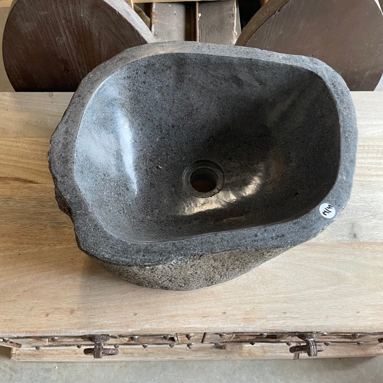 River stone basin – 40 x 34 x 16cm – Paradise Living Co.