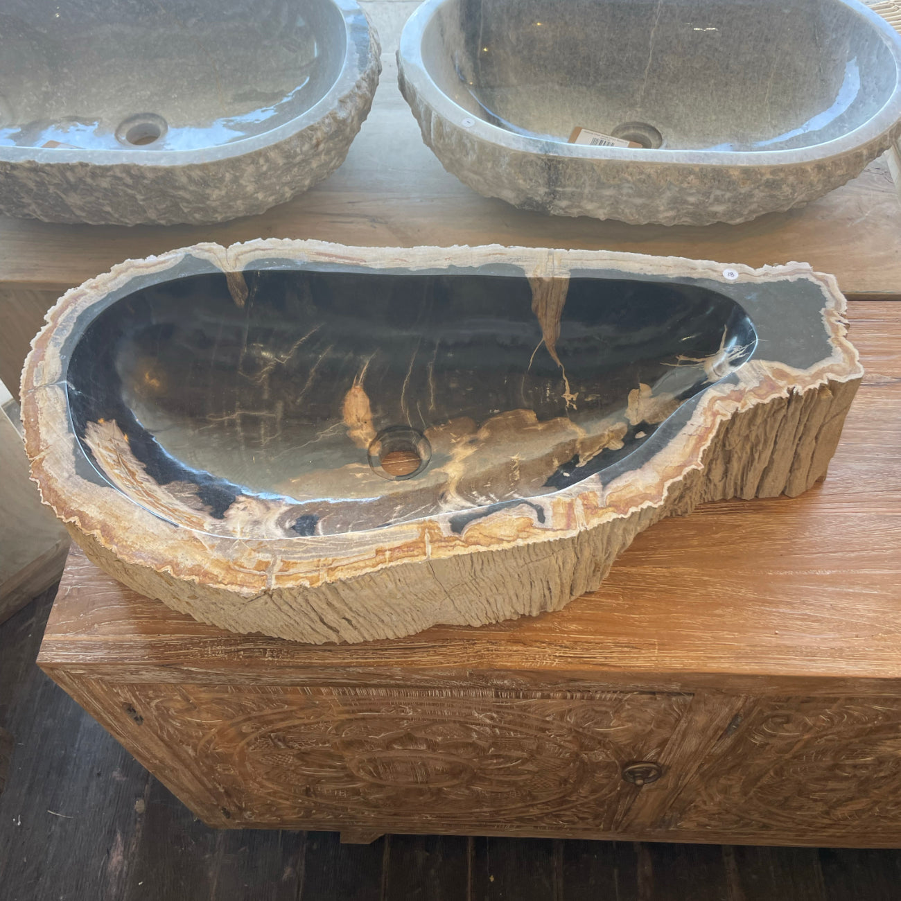 Fossilised wood basin – 76.5 x 38.5 x 15cm – Paradise Living Co.