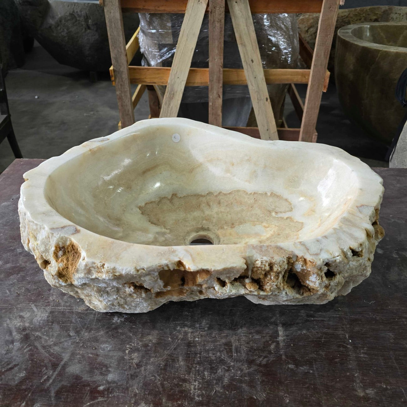 Onyx stone basin – 56 x 42 x 15cm – Paradise Living Co.