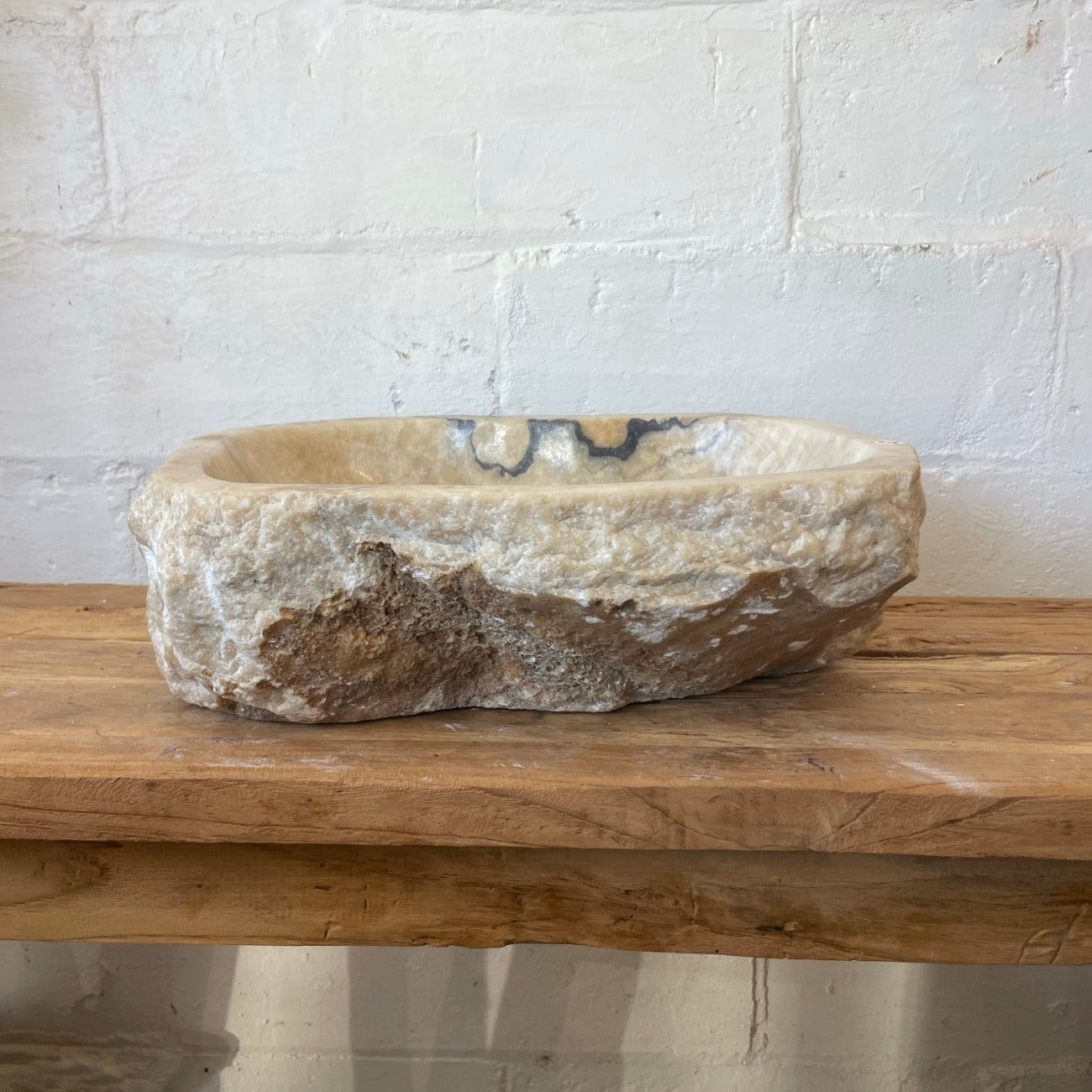 Onyx stone basin – 53 x 41 x 14.5cm – Paradise Living Co.