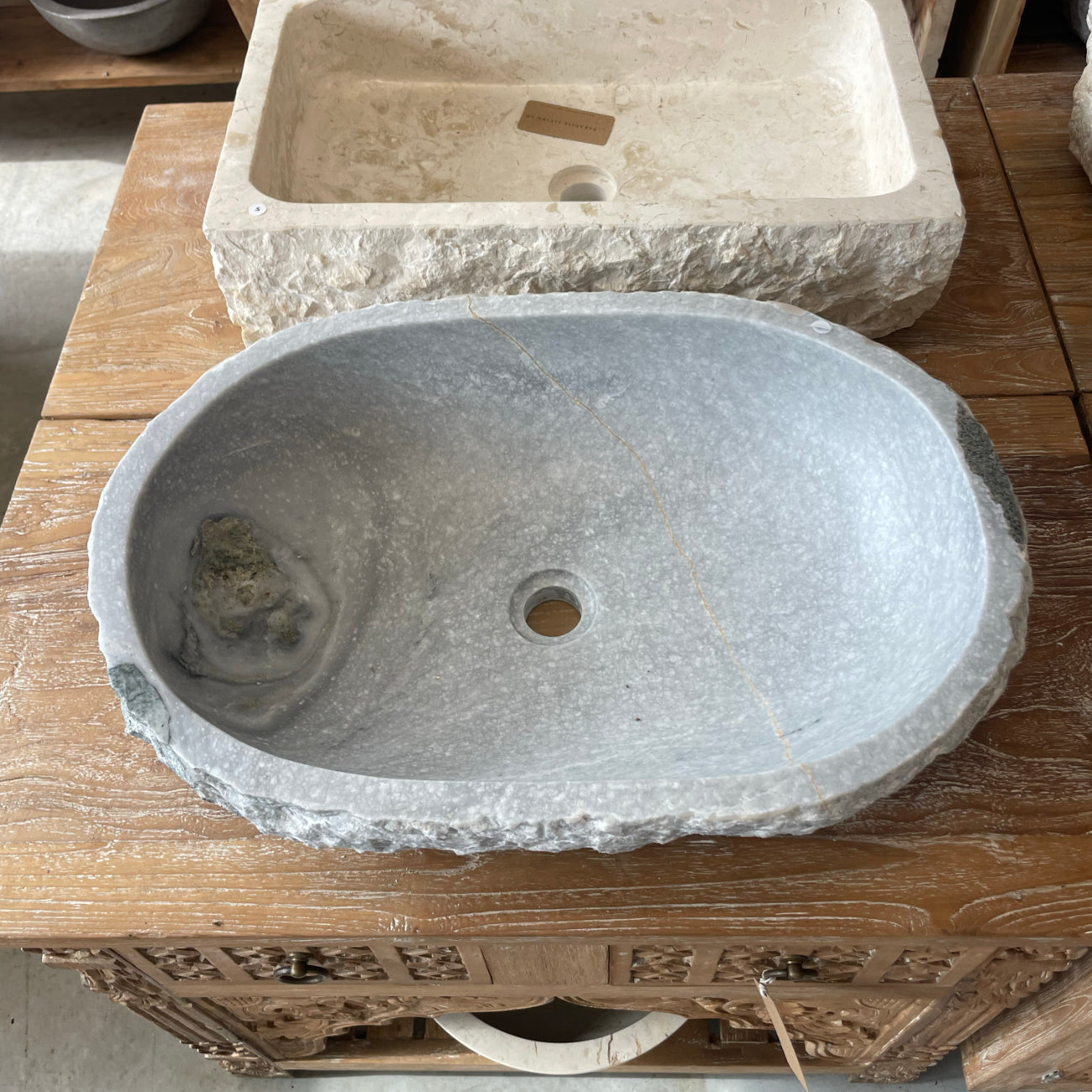 Onyx stone basin – oval – 59.5 x 41 x 15cm – Paradise Living Co.