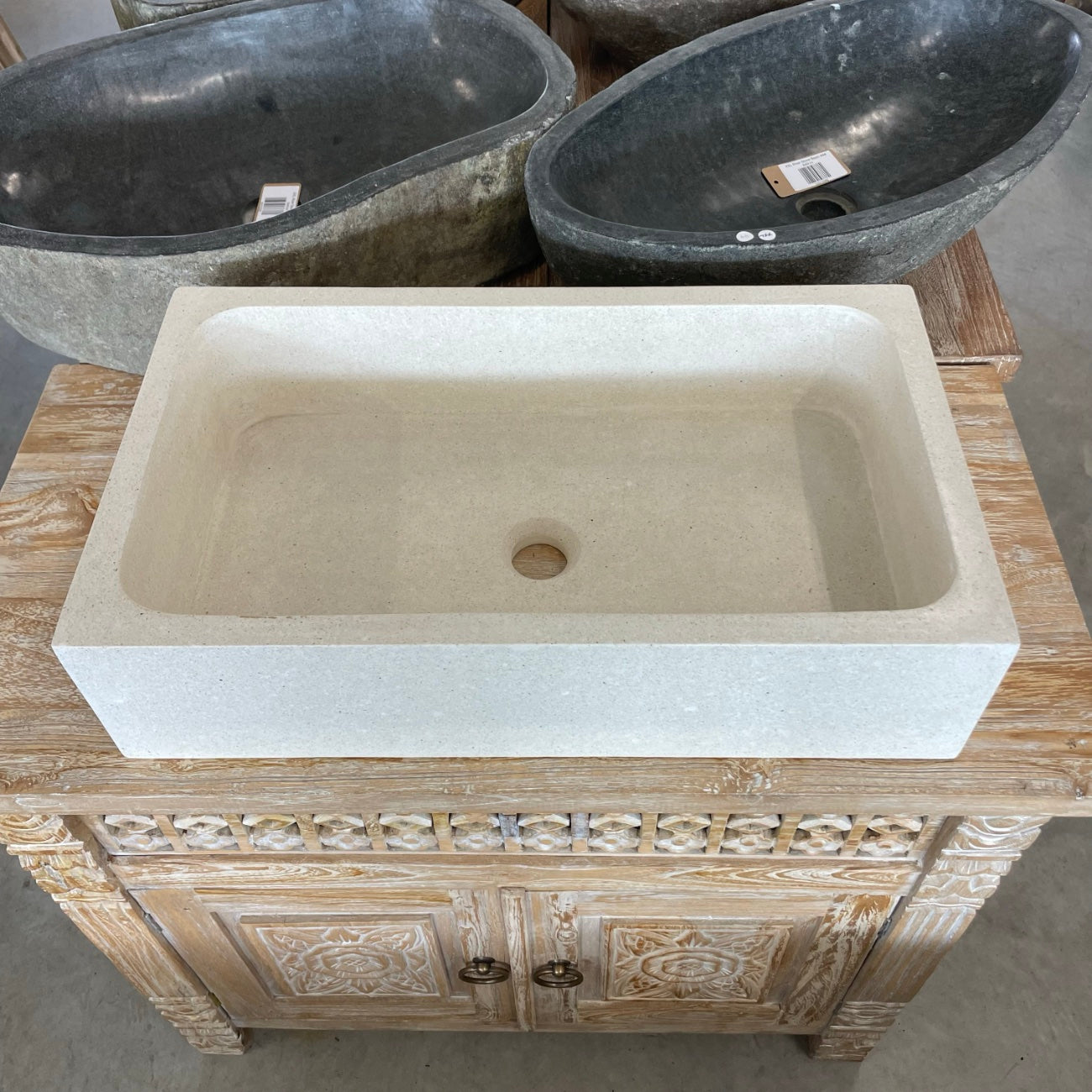 Concrete terrazzo stone basin – rectangle – 60 x 35 x 15cm – Paradise Living Co.