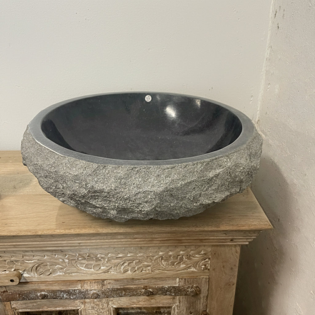 Chisel andesite stone basin – round – 45cm diameter – Paradise Living Co.