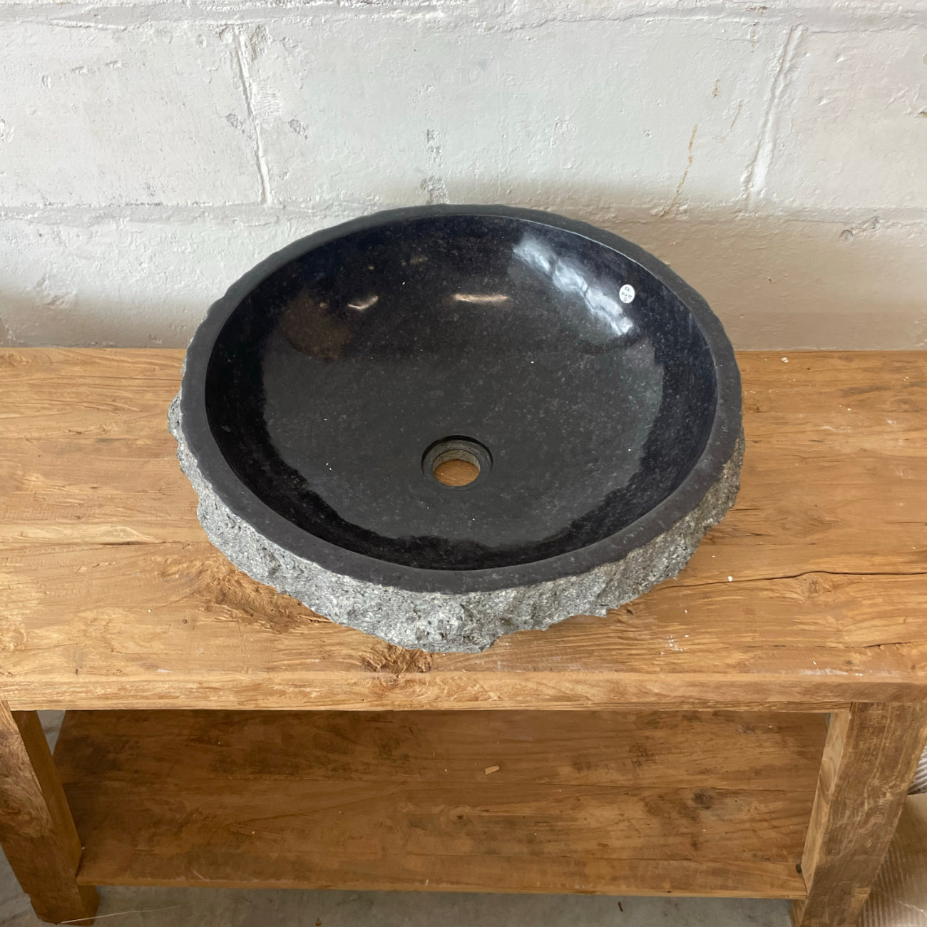 Chisel andesite stone basin – round – 45cm diameter – Paradise Living Co.
