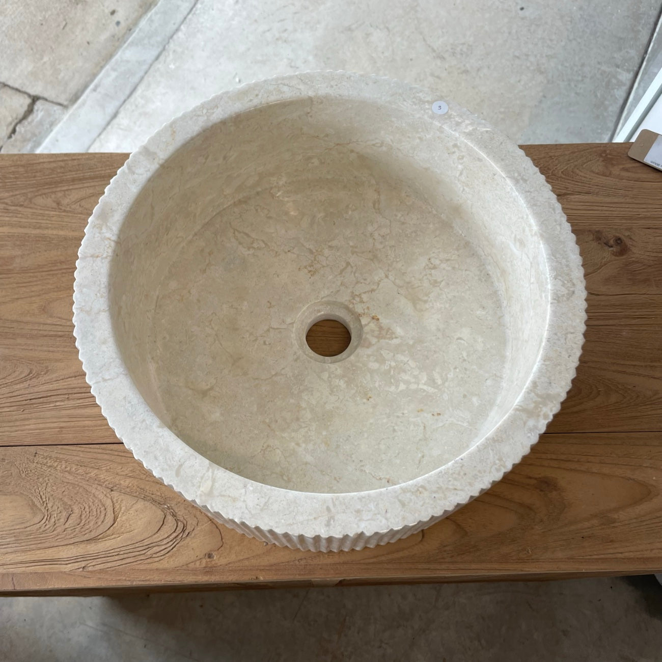 Ribbed marble stone basin – round – Paradise Living Co.