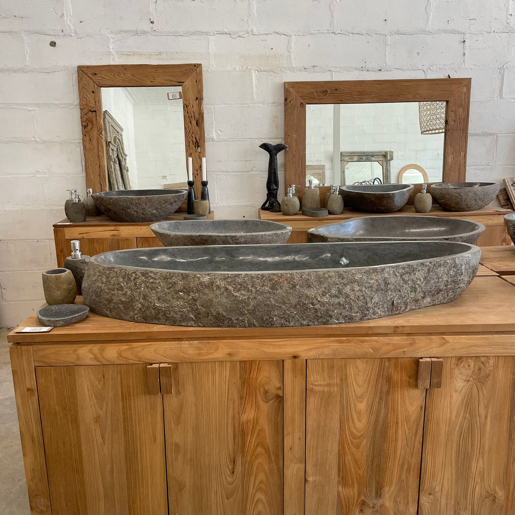 River stone basin – 120 x 40 x 15cm – Paradise Living Co.
