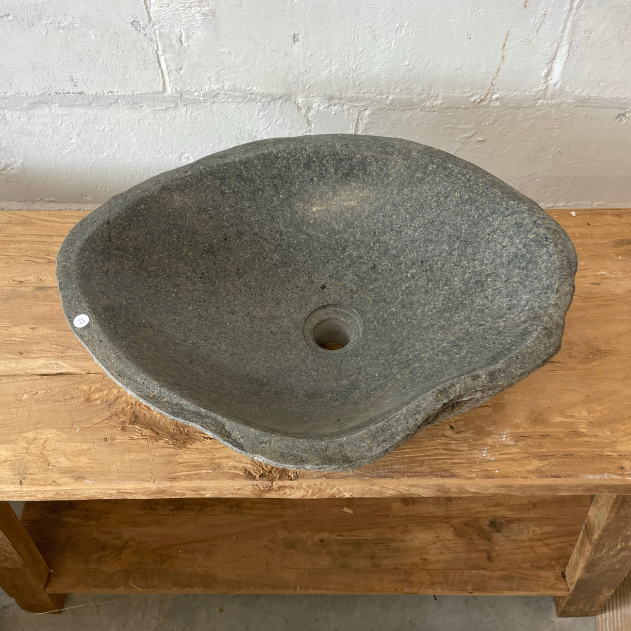 River stone basin – 52 x 40 x 15cm – Paradise Living Co.
