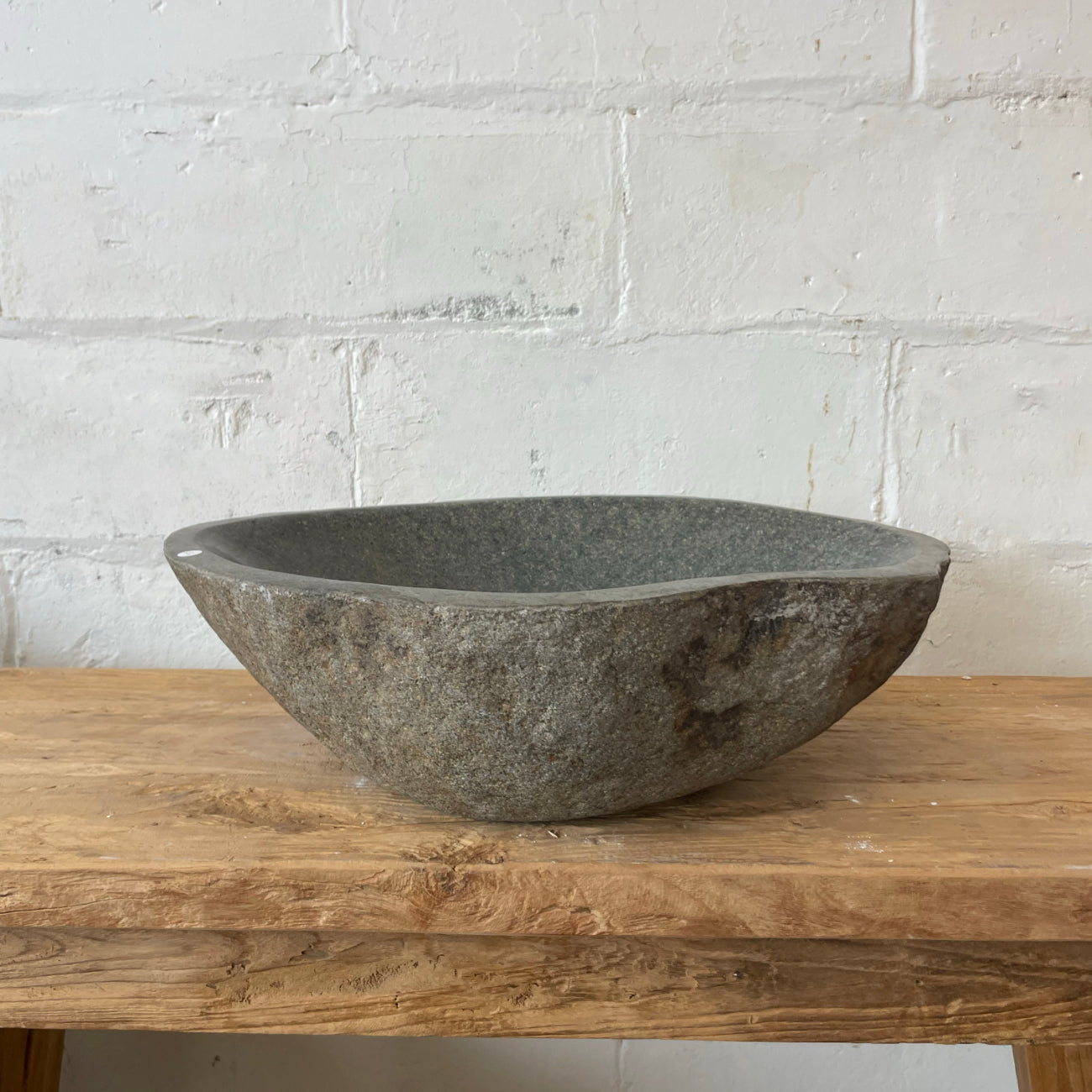 River stone basin – 52 x 40 x 15cm – Paradise Living Co.