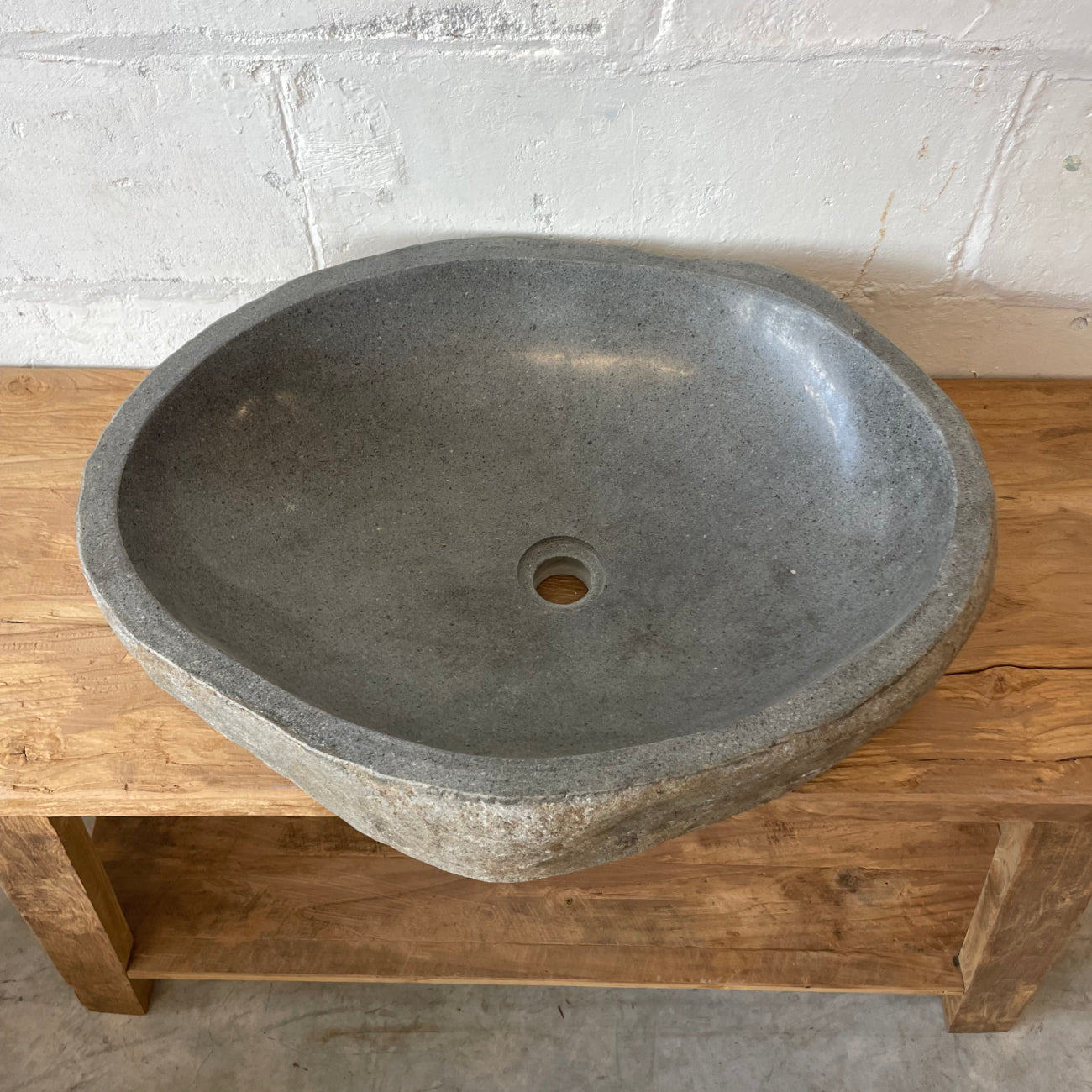 River stone basin – 58.5 x 46.5 x 16cm – Paradise Living Co.