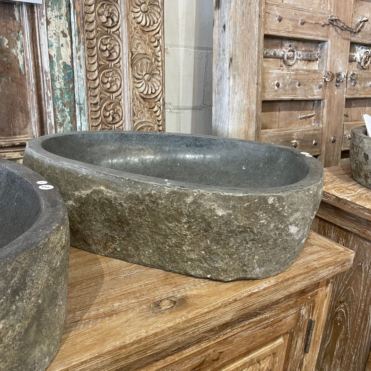 River stone basin – 59 x 42 x 15cm – Paradise Living Co.