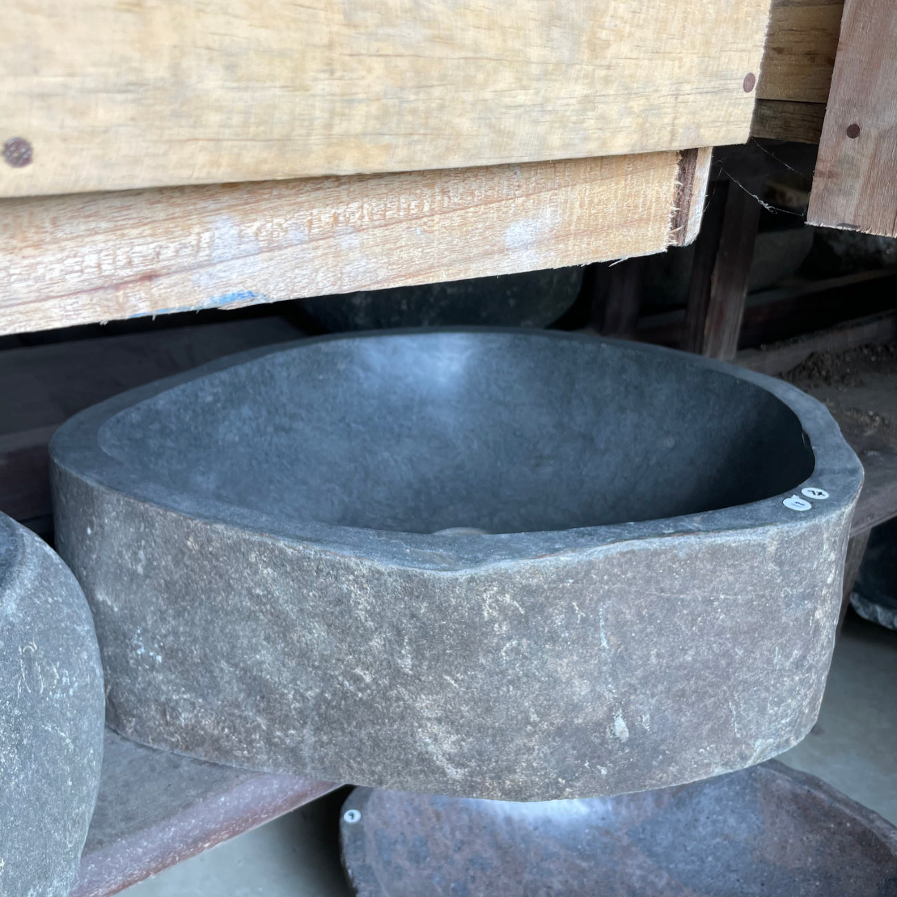 River stone basin – 53.4 x 46.5 x 15cm – Paradise Living Co.