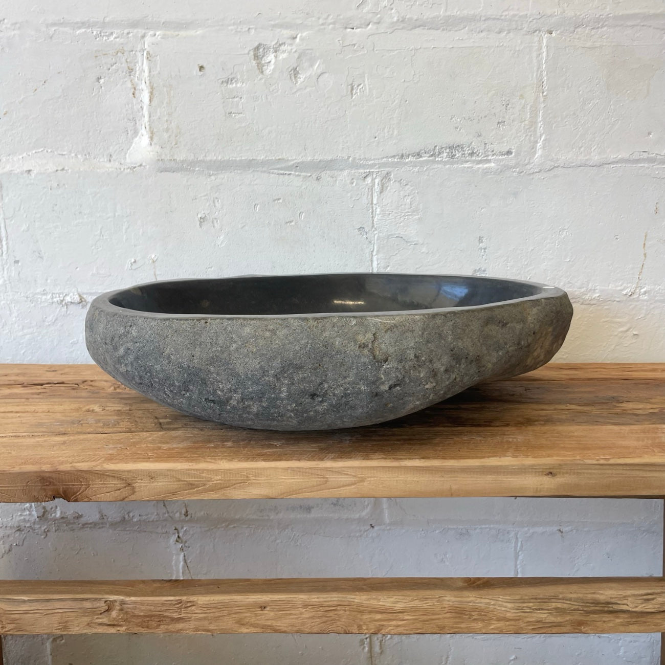 River stone basin – 61 x 46 x 15cm – Paradise Living Co.