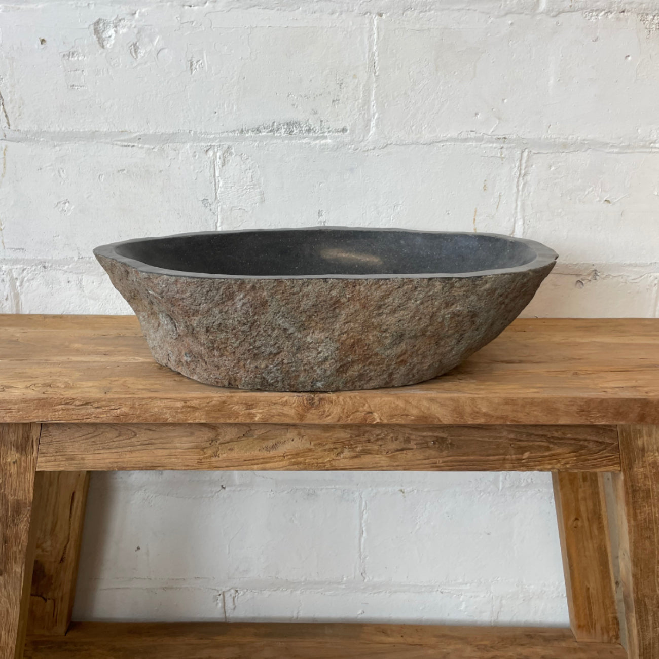 River stone basin – Paradise Living Co.
