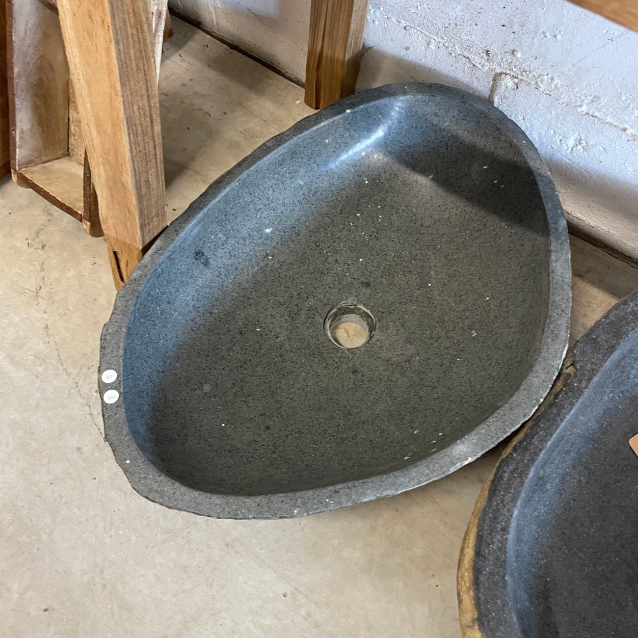 River stone basin – 62 x 44 x 15cm – Paradise Living Co.