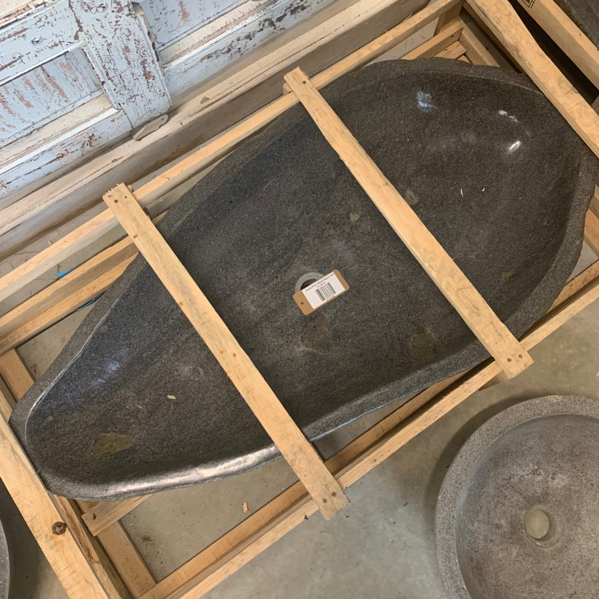 River stone basin – 101 x 50 x 15.5cm – Paradise Living Co.